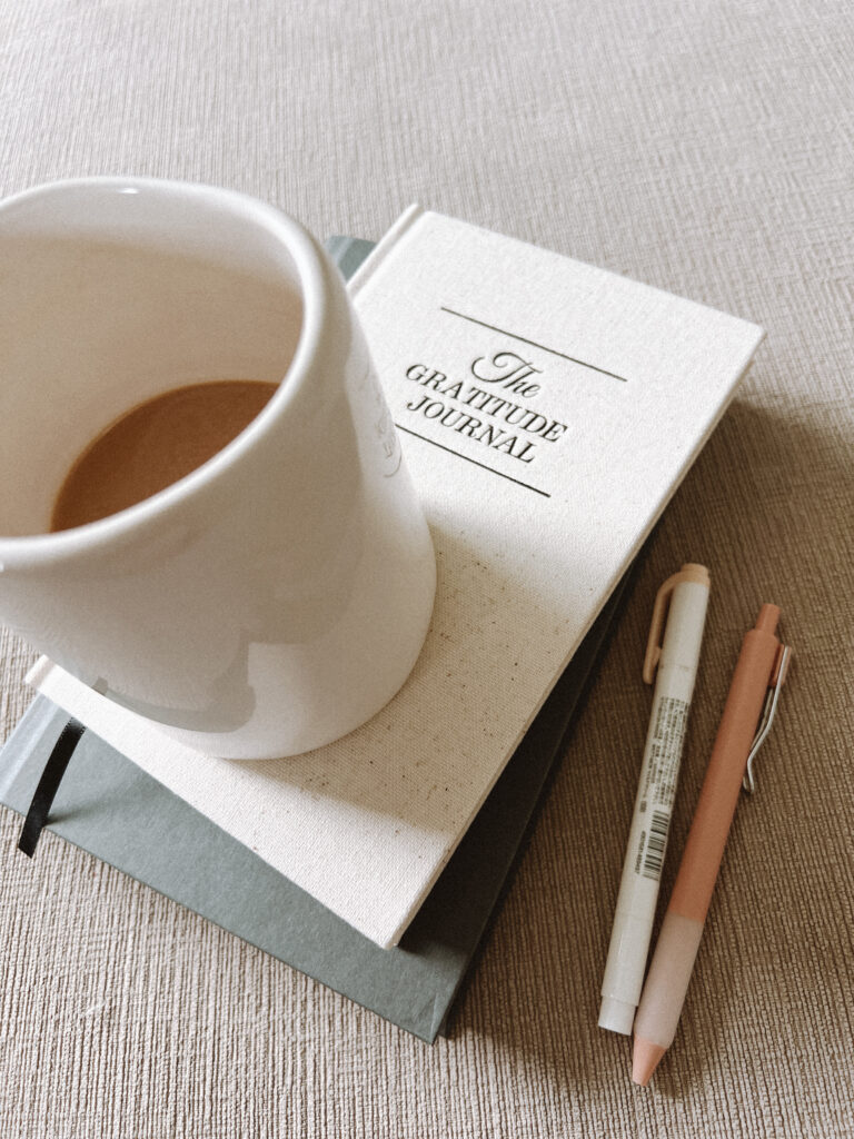 3 Easy Ways To Be Kinder to Yourself 4 gratitude journal