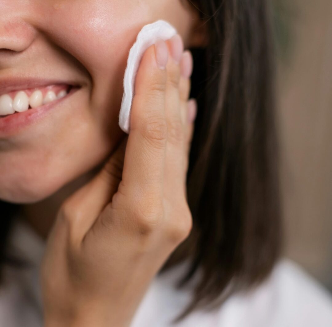 9 of the Best Salicylic Acid Toners To Use for Pimple-Free Skin 1 salicylic acid toners